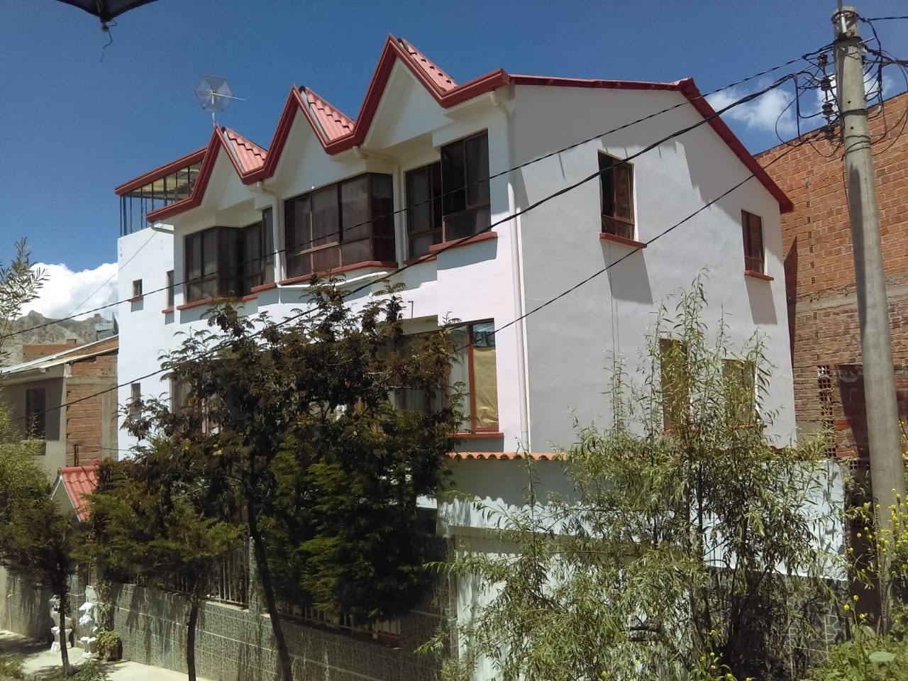 Casa en Sopocachi en La Paz 8 dormitorios 4 baños 1 parqueos Foto 8