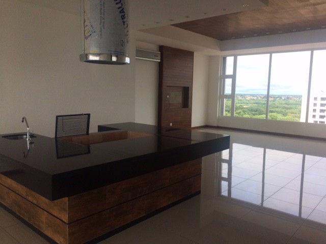 Departamento en VentaEdificio Puerto Madero, Calle los Claveles al lado de Sirari Suites zona de Equipetrol Foto 9