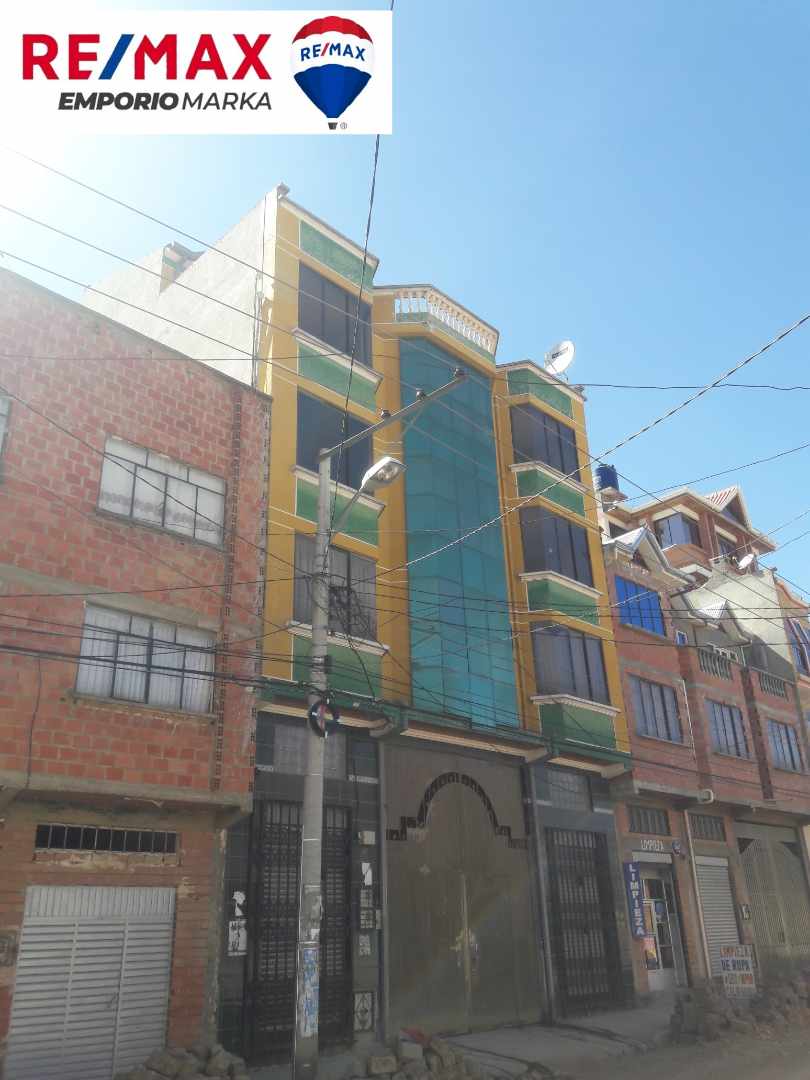 Casa Calle Luis de la Vega Nro. 1600 entre Calle Adolfo Borda y Calle Juan M. Carpio Foto 8
