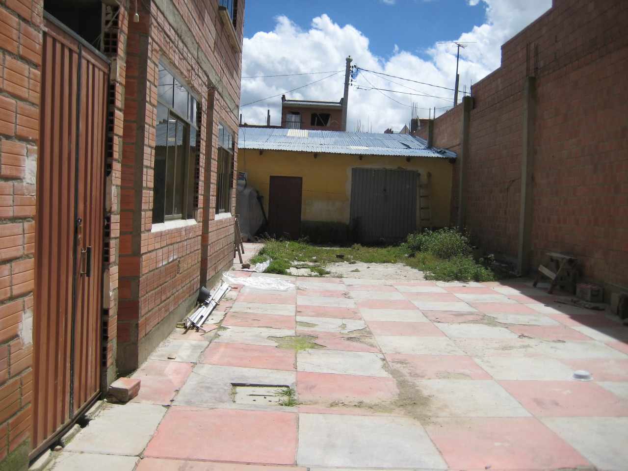 Casa en VentaInmediaciones UPEA El Alto, a 3 cuadras parada Teleférico Azul Foto 2