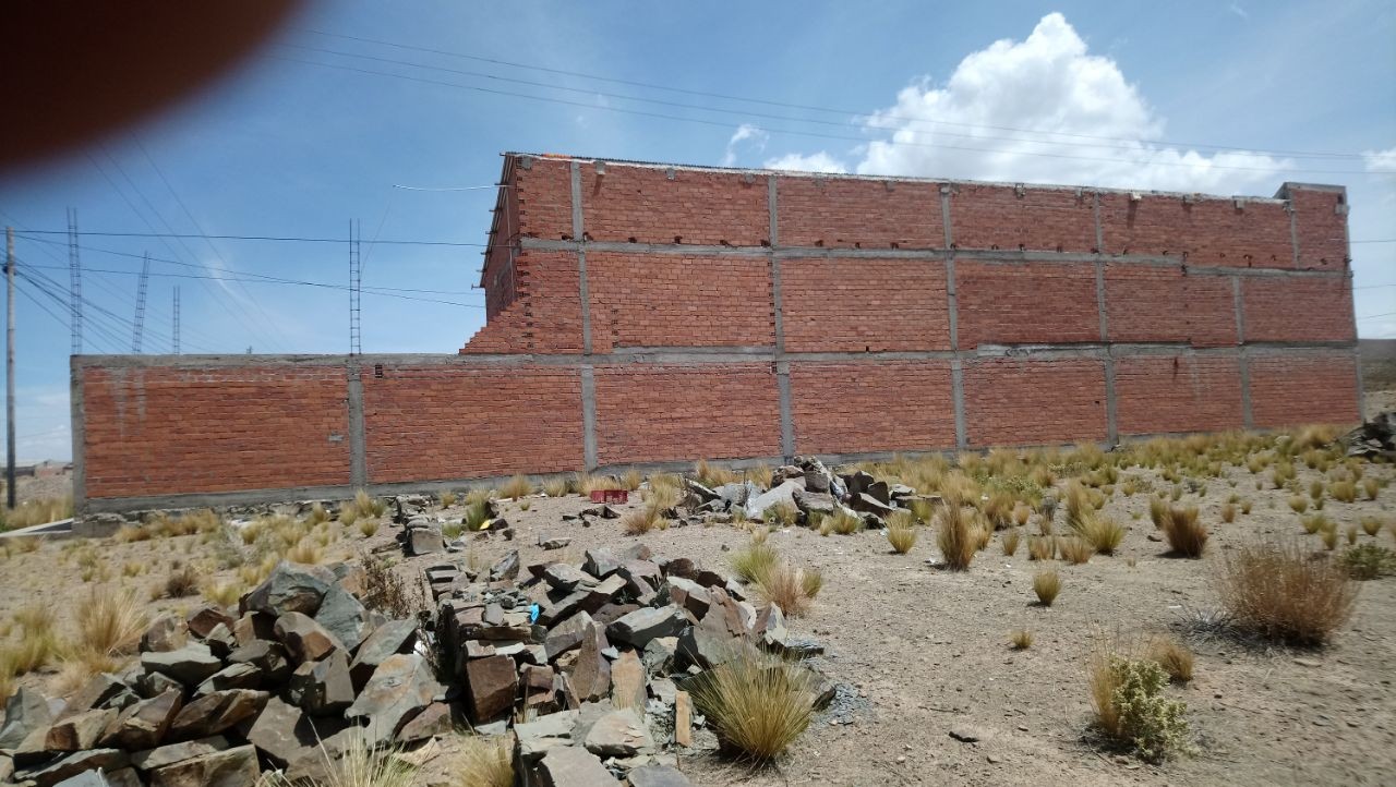 Terreno en Oruro en Oruro    Foto 3