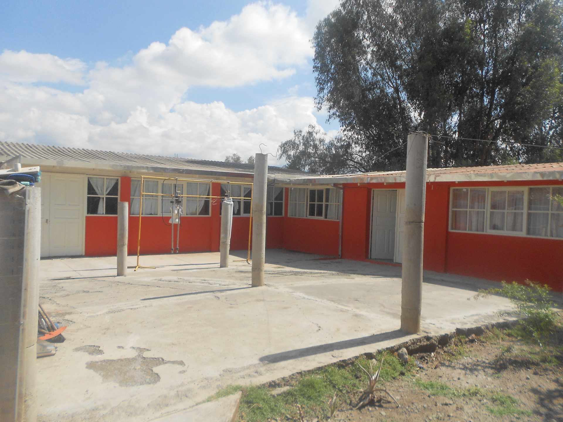 Casa en Quillacollo en Cochabamba 5 dormitorios 3 baños 3 parqueos Foto 3