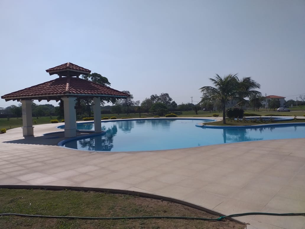 Casa en VentaURBANIZACION CERRADA CASA DE CAMPO (Casa de Campo - Club Golf)
 3 dormitorios 3 baños 2 parqueos Foto 18