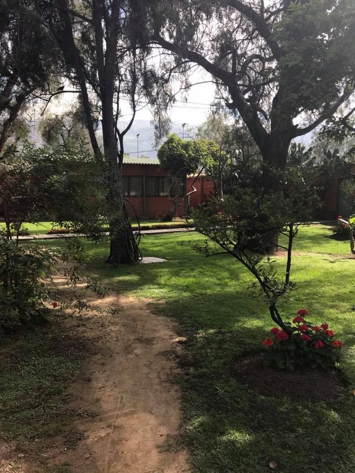 Casa en Tupuraya en Cochabamba 5 dormitorios 4 baños 10 parqueos Foto 1