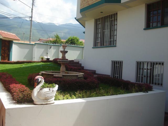 Casa en Pacata en Cochabamba 4 dormitorios 4 baños 4 parqueos Foto 18