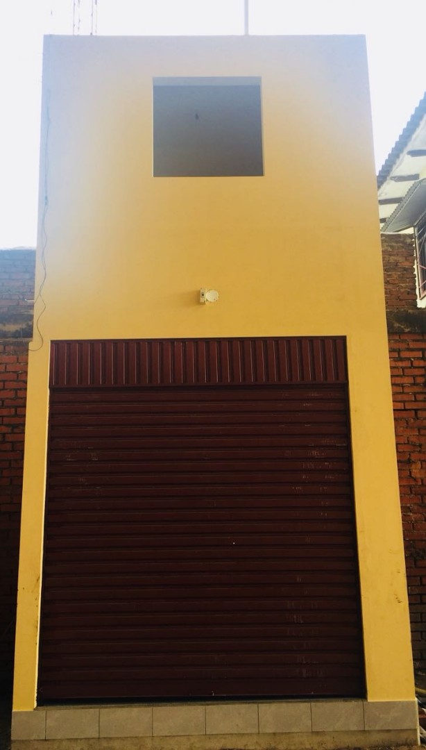 Local comercial en VentaFeria Barrio Lindo    Foto 2