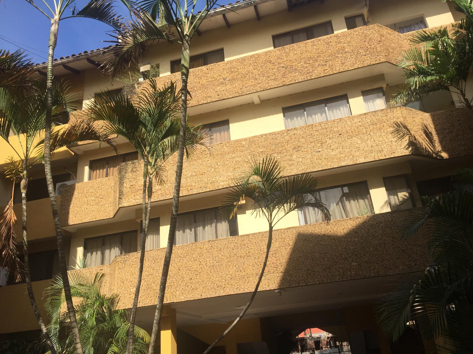 Departamento en VentaCondominio El Paraiso ,c/ Santiago Ortiz # 80 , entre 1 y 2 anillo  2 dormitorios 1 baños  Foto 1