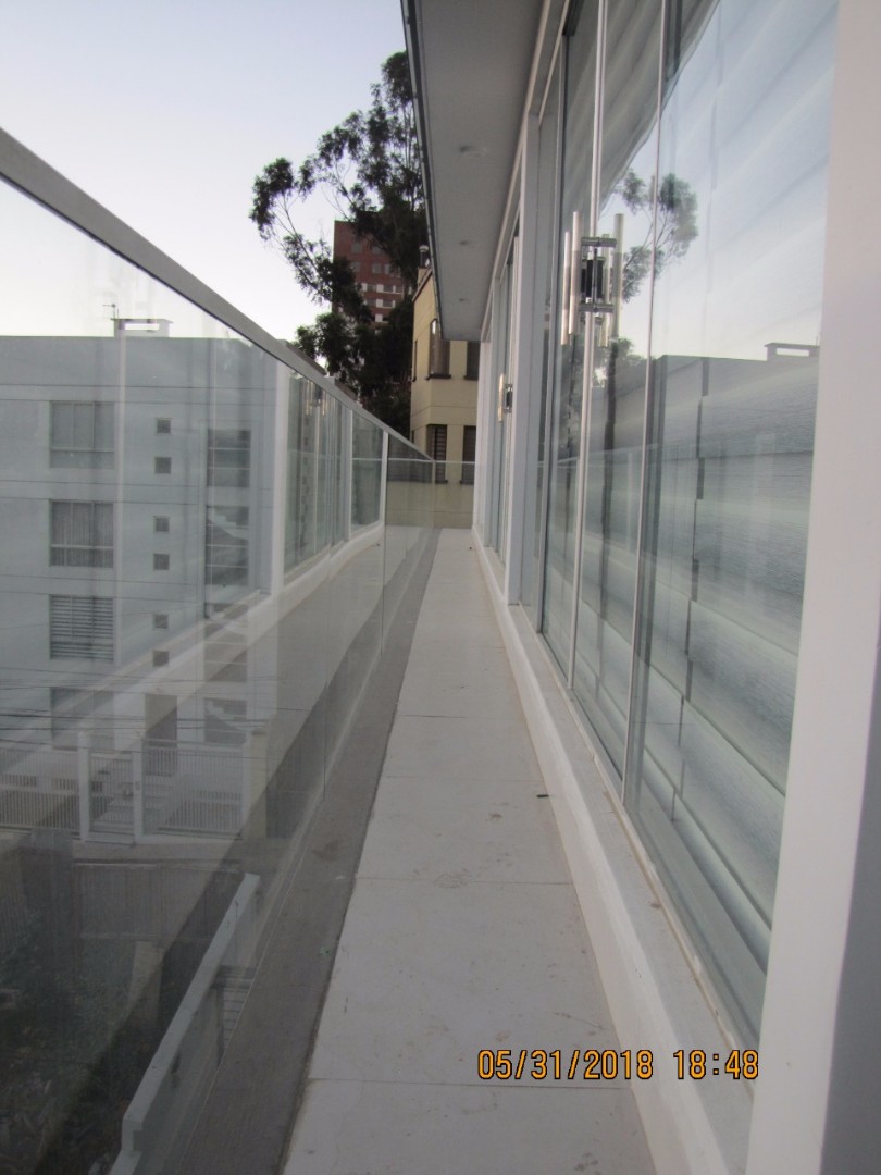 Departamento en Los Pinos en La Paz 4 dormitorios 4 baños 1 parqueos Foto 6