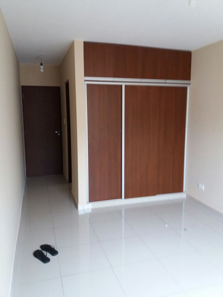 Casa en AlquilerINMOBILIARIA ofrece; En alquiler casa en condominio, zona norte av. Banzer  km 10  Foto 11