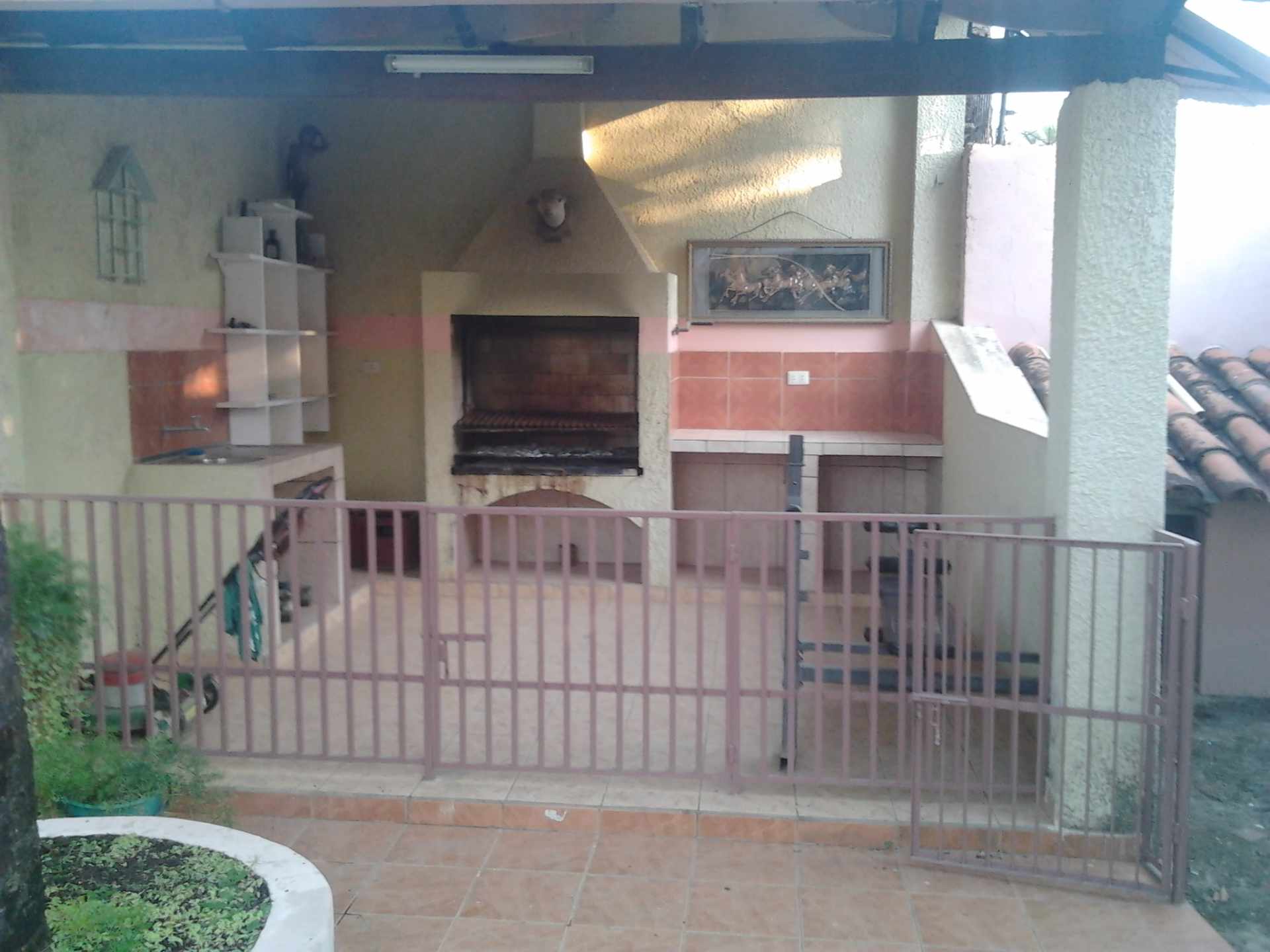 Casa Se vende un elegante inmueble de dos plantas, en Trinidad-Beni  Foto 7