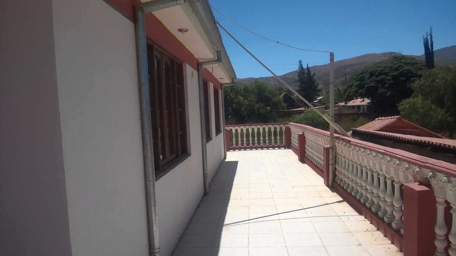 Casa en Sudoeste en Cochabamba 5 dormitorios 4 baños 3 parqueos Foto 10
