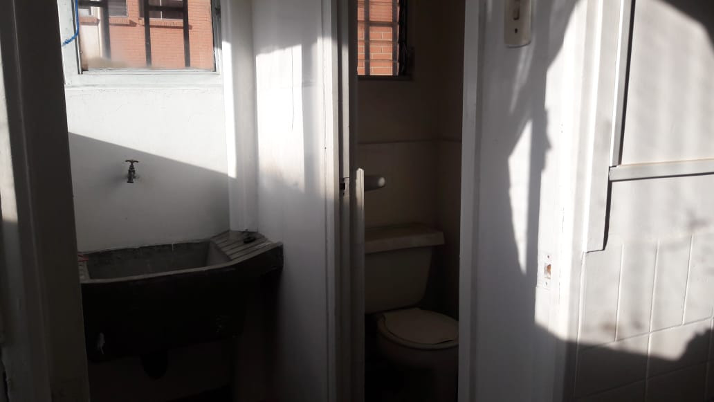 Departamento en AlquilerCONVENIENTE Y ACCESIBLE ALQUILER: BONITO DEPARTAMENTO EN LOS PINOS 2 dormitorios 1 baños 1 parqueos Foto 5