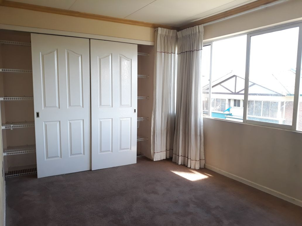 Departamento en AlquilerCondominio Horizonte Av. Circunvalación. Calle innominada 4 dormitorios 2 baños 1 parqueos Foto 4