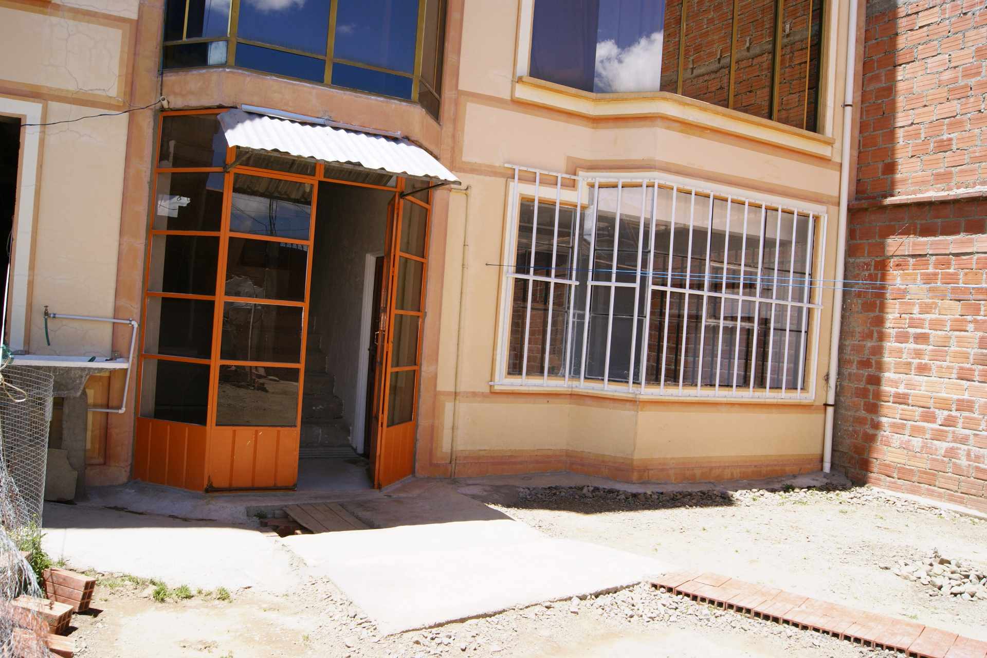 Casa en Villa Adela en El Alto 5 dormitorios 5 baños  Foto 3
