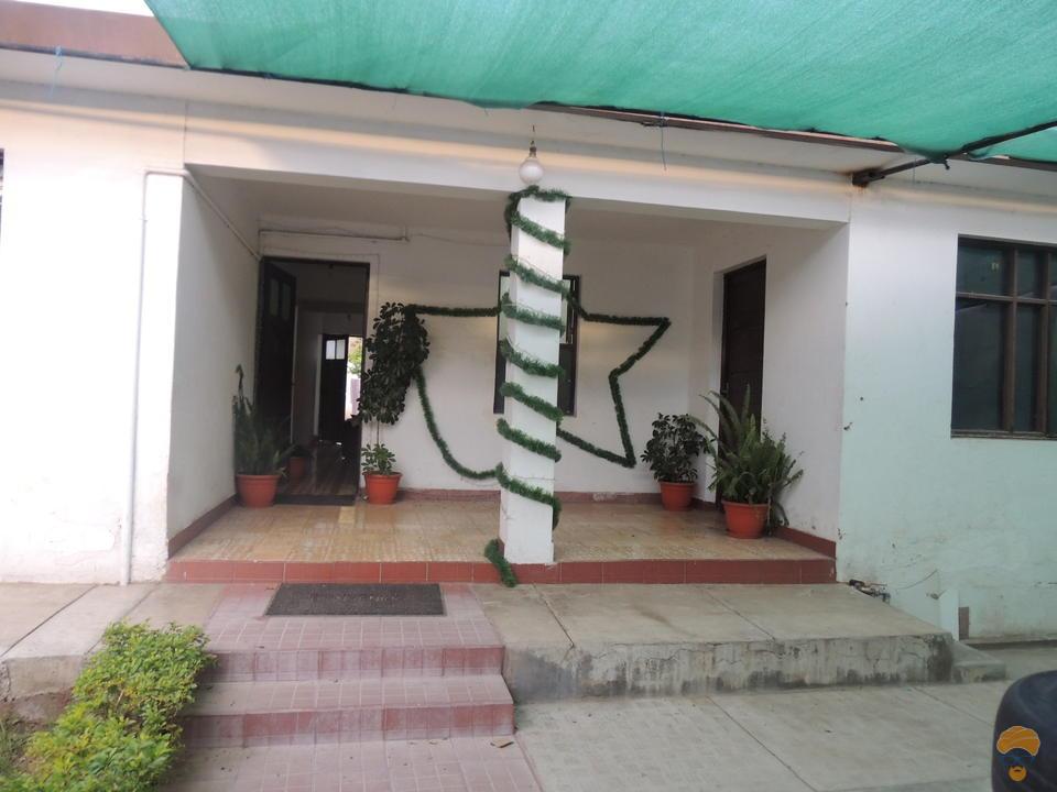 Casa VENDO CASA SOBRE 371 METROS, INMEDIACIONES AVENIDA MELCHOR Y  SIMON LOPEZ Foto 5