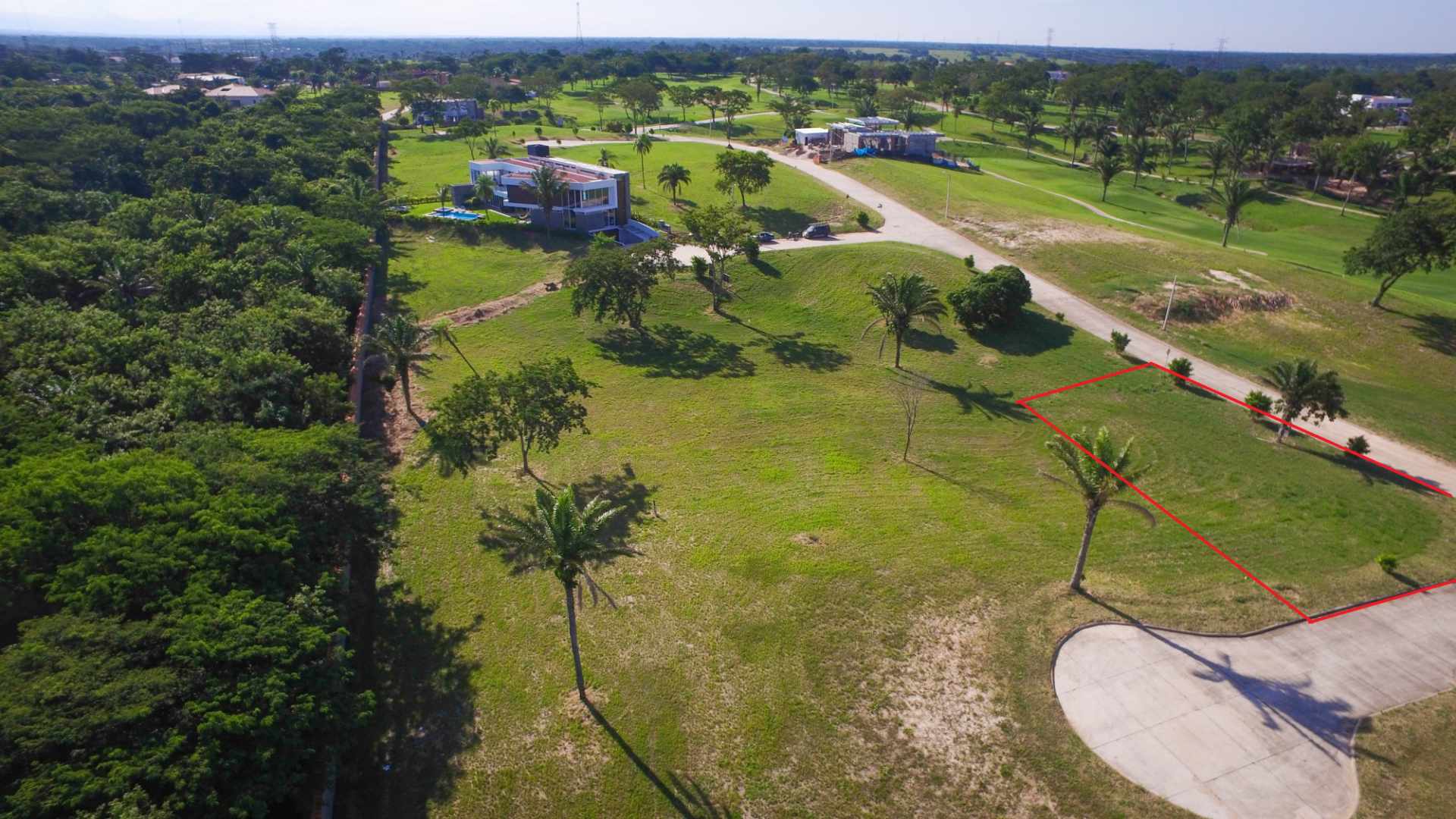 Terreno en VentaZona Urubó, Condominio Urubó Golf    Foto 1
