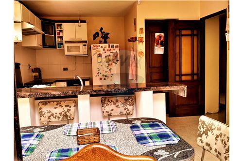 Casa en Aranjuez en Cochabamba 9 dormitorios 3 baños  Foto 4