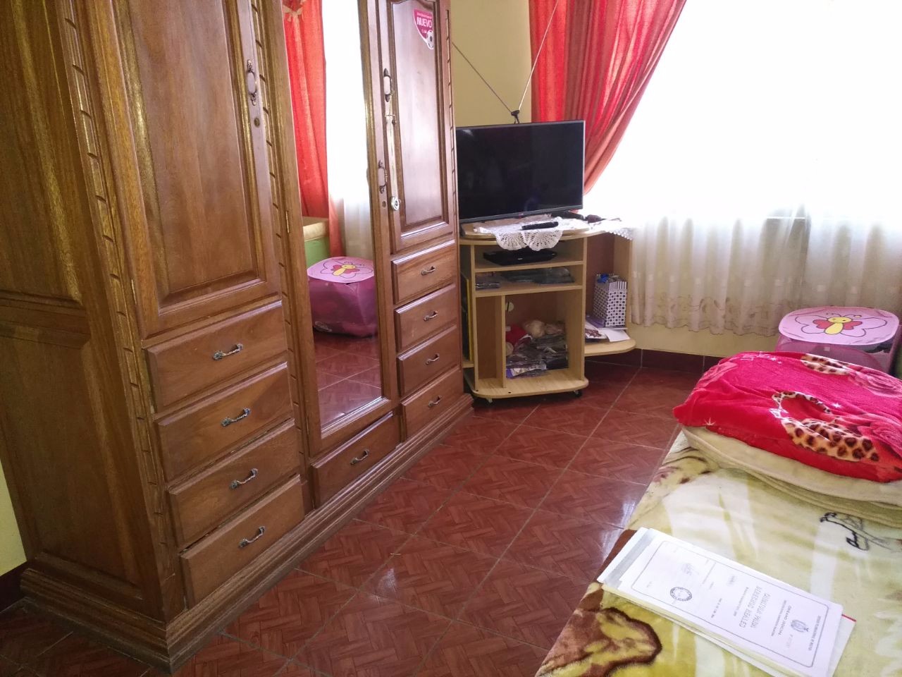 Casa en VentaZona Villa Pagador, Avenida Petrolera y Avenida Humberto Asin Rivero, Calle La Joya esquina Calle Paria 12 dormitorios 6 baños 2 parqueos Foto 4