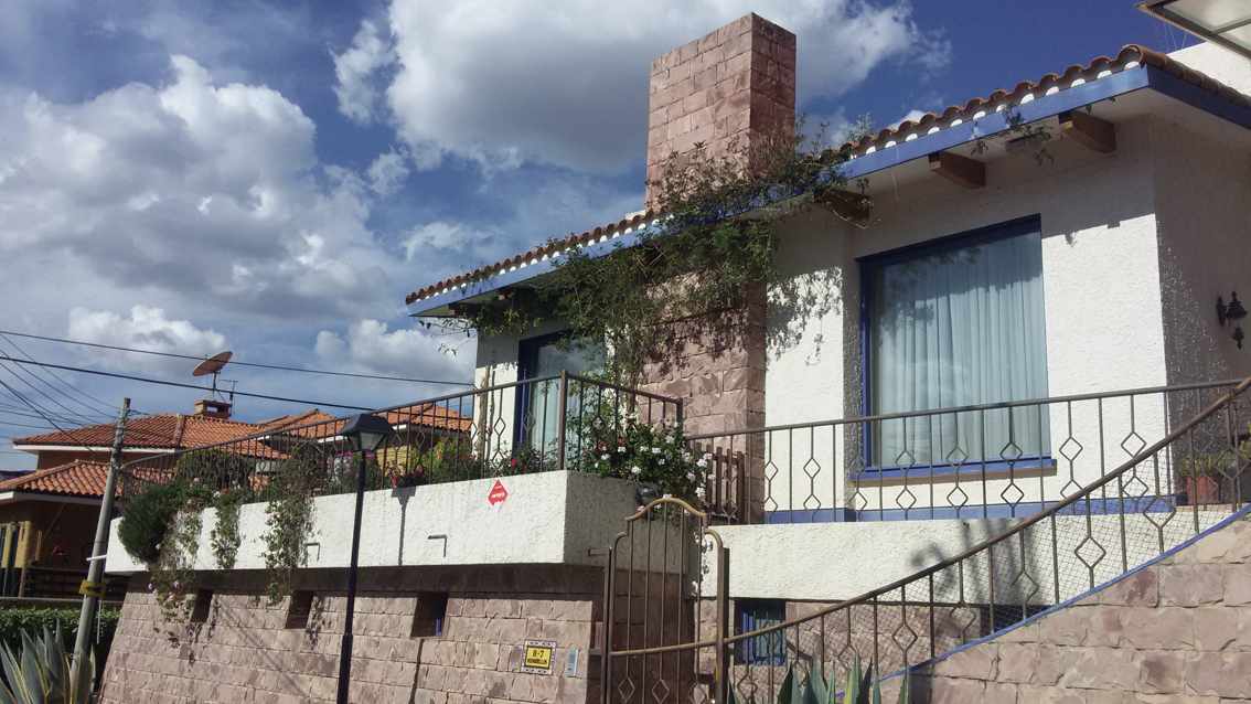 Casa en Calacoto en La Paz 3 dormitorios 5 baños 2 parqueos Foto 5