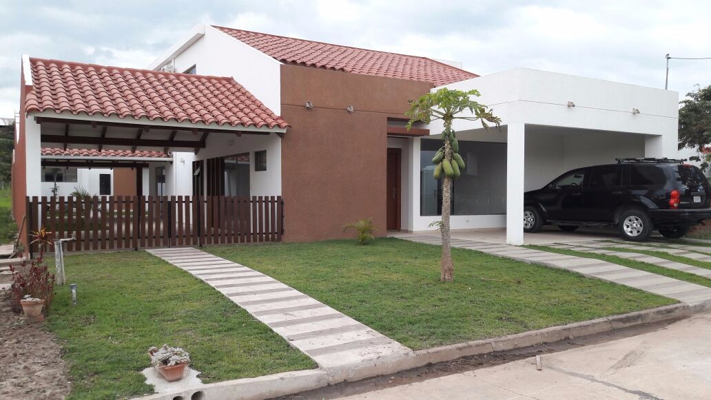 Casa en Carretera Norte en Santa Cruz de la Sierra 5 dormitorios 4 baños 3 parqueos Foto 1