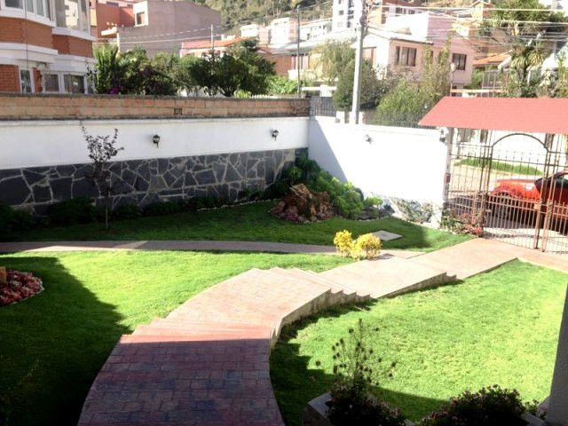 Casa en Irpavi en La Paz 3 dormitorios 4 baños 2 parqueos Foto 17
