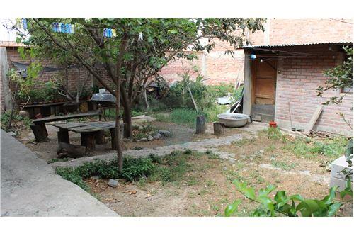Casa en Mayorazgo en Cochabamba 13 dormitorios 2 baños 3 parqueos Foto 6