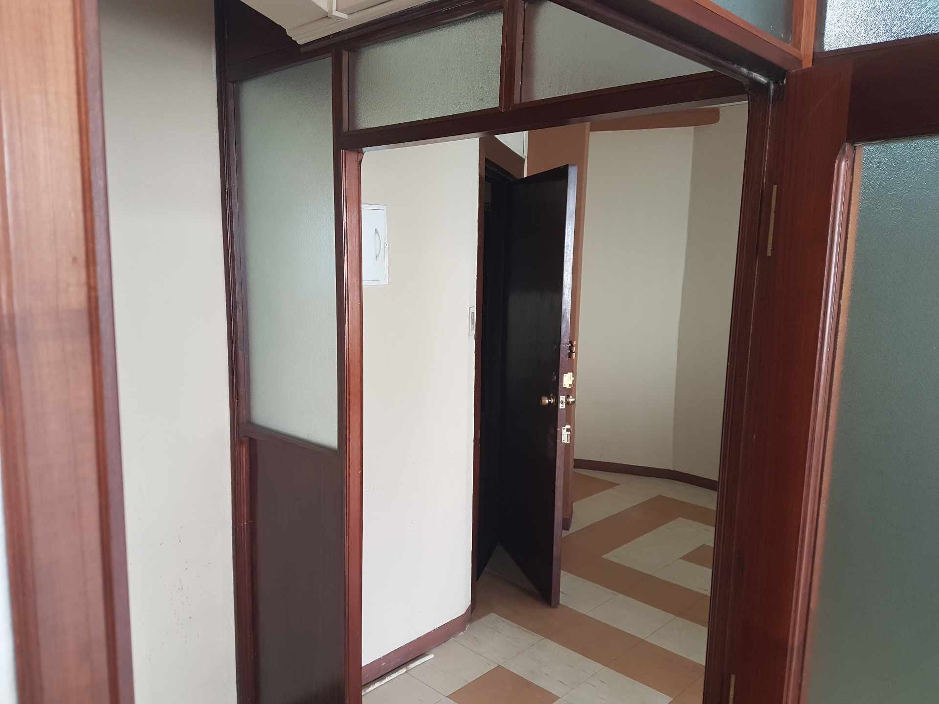 Oficina en AnticréticoAv. Mariscal Sta. Cruz Nº 1285 Edificio Bolivar  pIso 3 of. 302 Foto 1