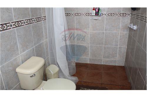 Casa en Mayorazgo en Cochabamba 13 dormitorios 2 baños 3 parqueos Foto 13