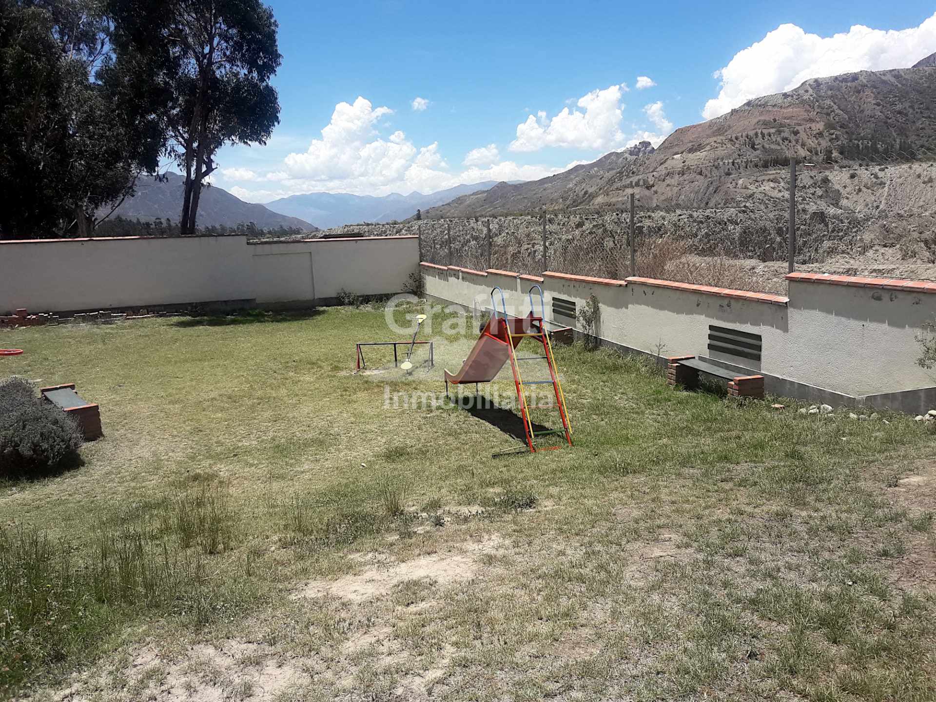 Casa en Mallasa en La Paz 4 dormitorios 4 baños 2 parqueos Foto 21