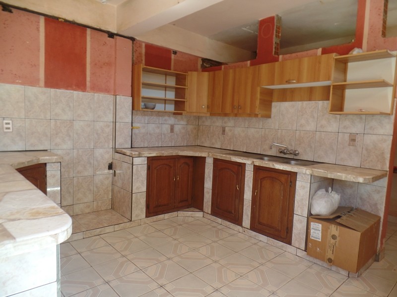 Casa en Moto Mendez en Tarija 3 dormitorios 2 baños 1 parqueos Foto 6