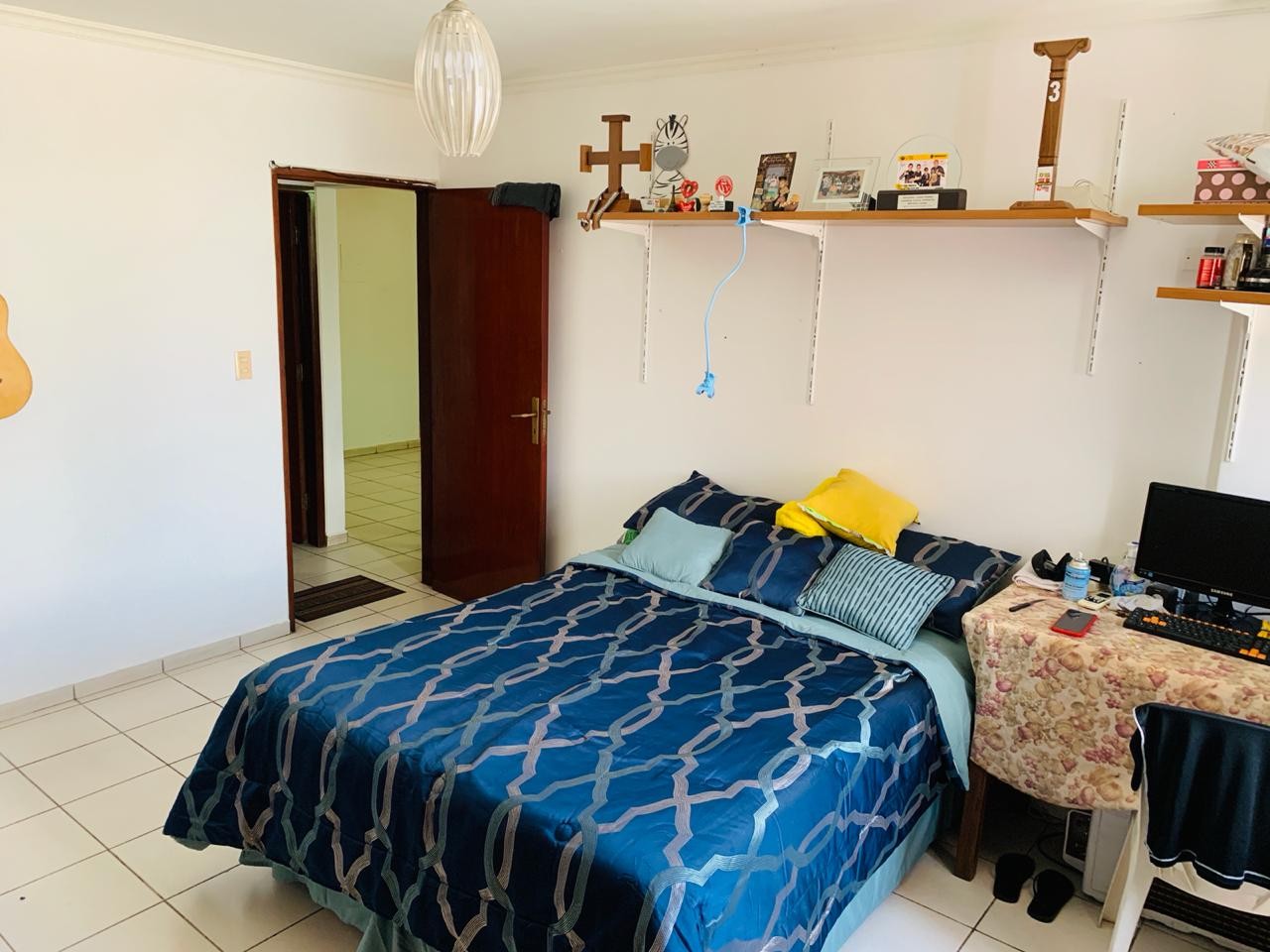 Departamento en Entre 1er y 2do anillo Norte en Santa Cruz de la Sierra 2 dormitorios 2 baños 1 parqueos Foto 2