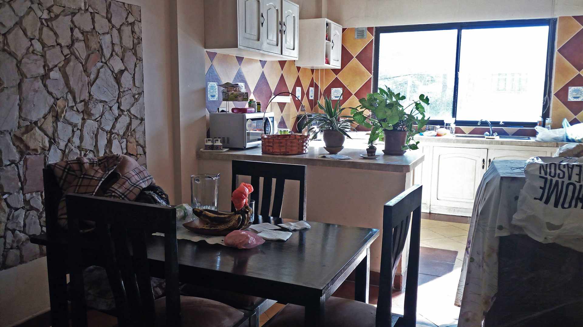 Departamento en Tupuraya en Cochabamba 3 dormitorios 3 baños 2 parqueos Foto 3