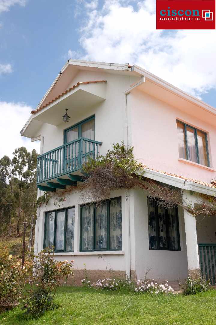 Casa en VentaLa Paz / San Pedro de Tiquina 6 dormitorios 4 baños 6 parqueos Foto 7