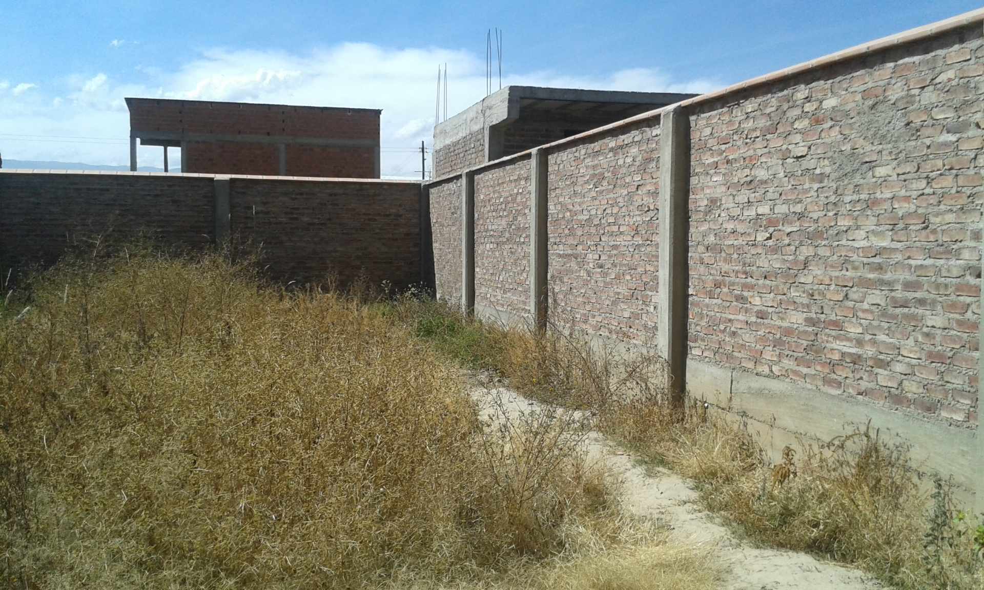 Terreno en Quillacollo en Cochabamba    Foto 1