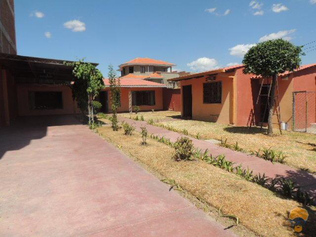 Casa en Mesadilla en Cochabamba 2 dormitorios 2 baños 4 parqueos Foto 1