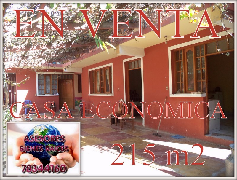 Casa en Centro en Cochabamba 6 dormitorios 2 baños 2 parqueos Foto 1