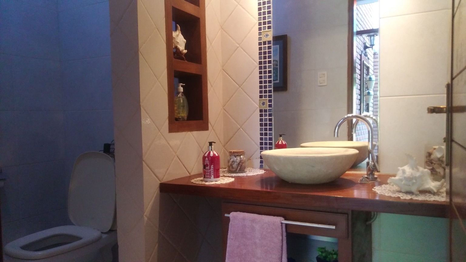 Casa en VentaLUJOSA Y AMPLIA CASA CONDOMINIO VERONA, DOBLE VIA DETRÁS DE UNITEL 4 dormitorios 4 baños 2 parqueos Foto 12