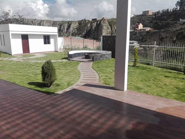 Casa en Cota Cota en La Paz 3 dormitorios 3 baños 2 parqueos Foto 6
