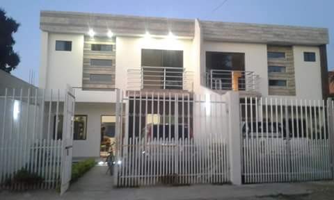 Casa La colorada ( b/ roca y coronado) 6 anillo Foto 2