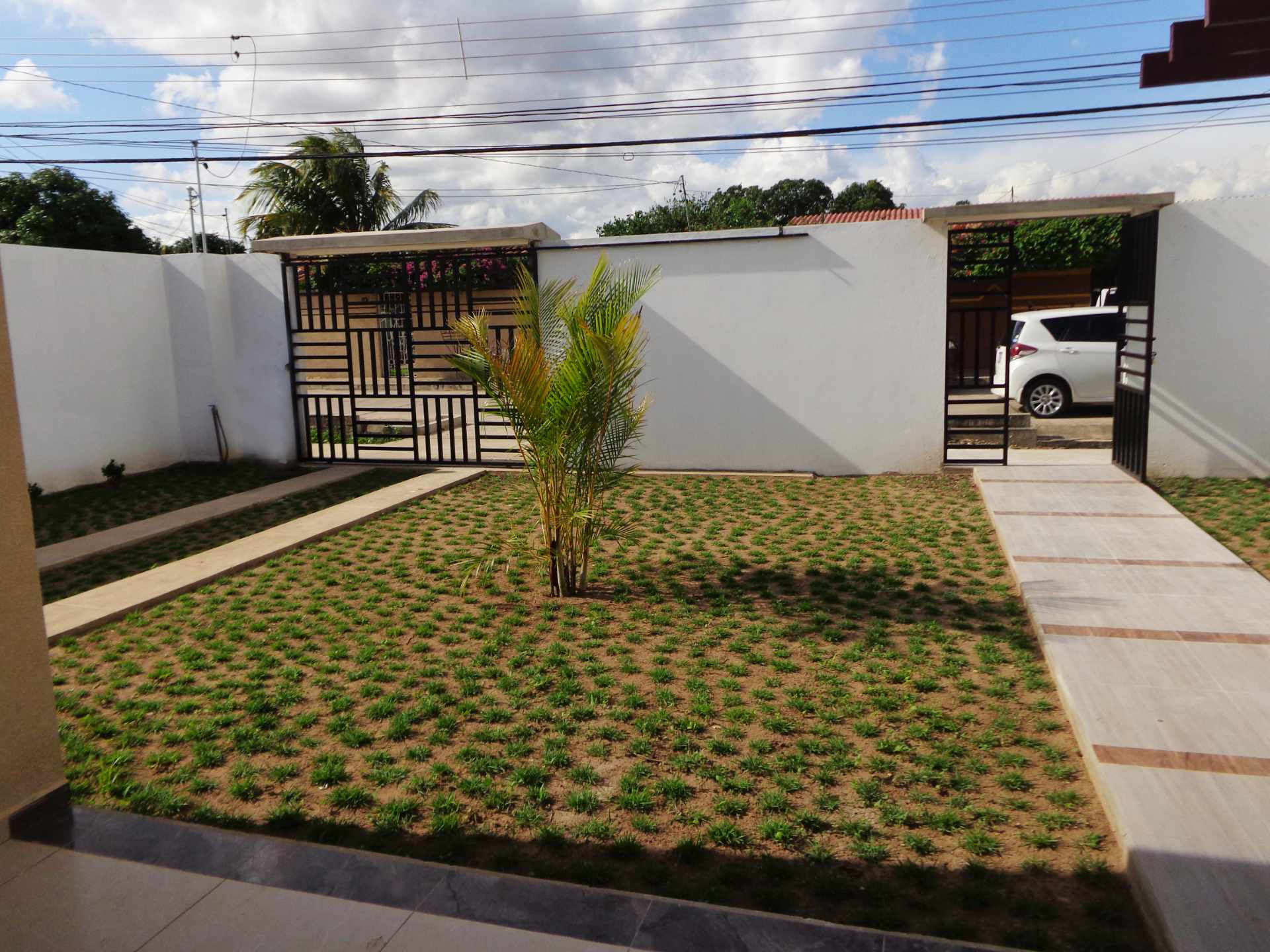 Casa COD-614 BARRIO 23 DE DICIEMBRE ZONA AV. VIRGEN DE COTOCA Foto 5