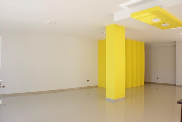 Local comercial en VentaCalle Alcibiades Guzmán casi Av. Santa Cruz Foto 14