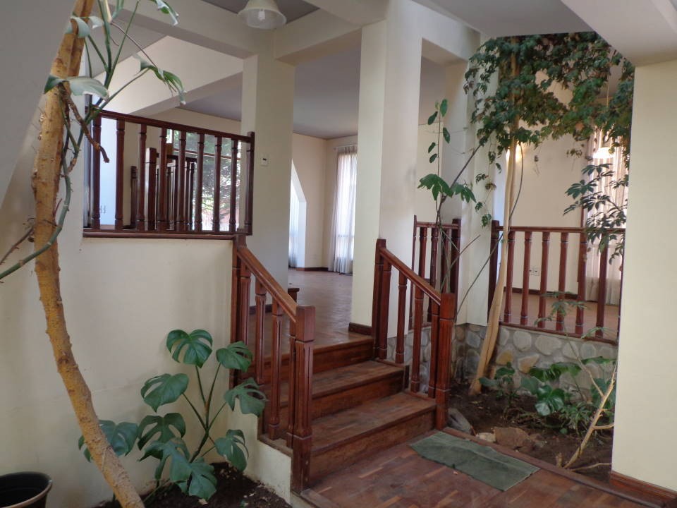 Casa en Koani en La Paz 4 dormitorios 3 baños 4 parqueos Foto 6