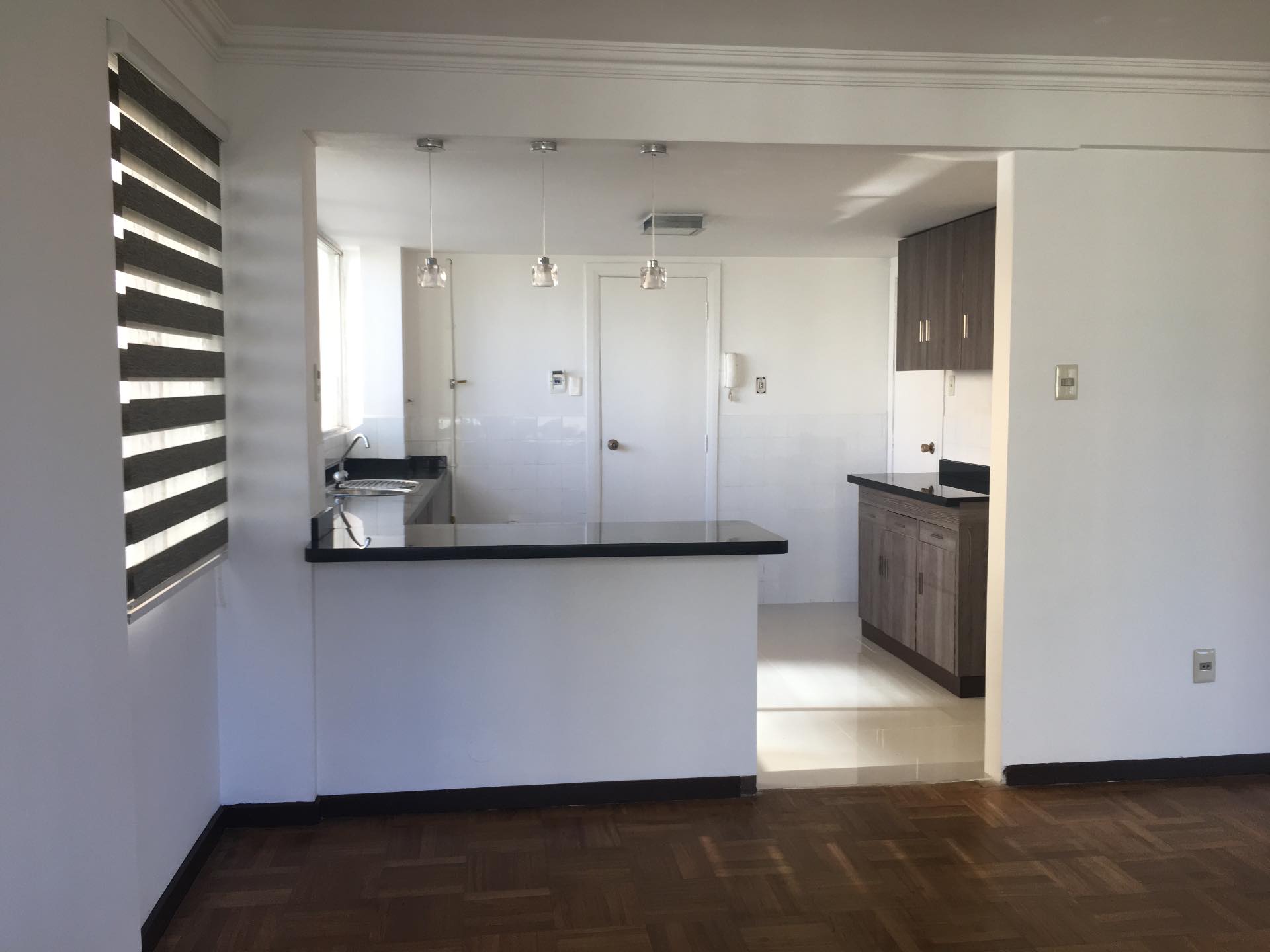 Departamento en Sopocachi en La Paz 4 dormitorios 4 baños  Foto 17