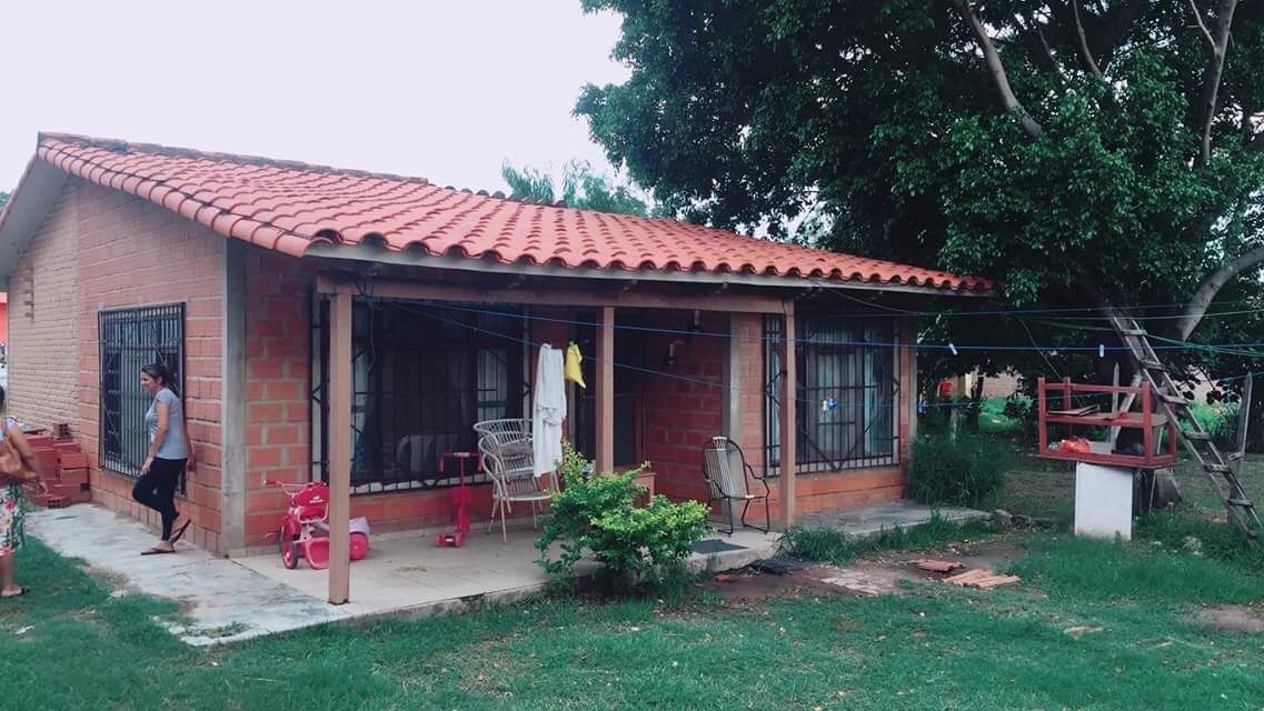 Casa en Venta7mo Anillo Santos Du Mont y 8vo anillo Barrio Hidalgo Cerca del Mercado Max Fernandez  5 dormitorios 2 baños  Foto 3