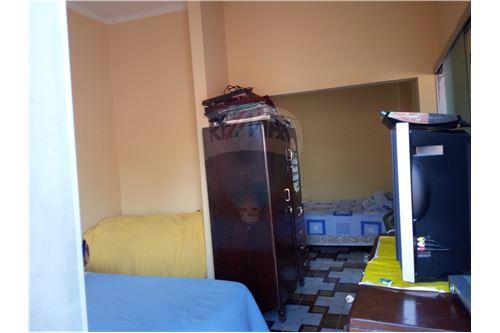 Casa C/ BALLIVIAN   Foto 4