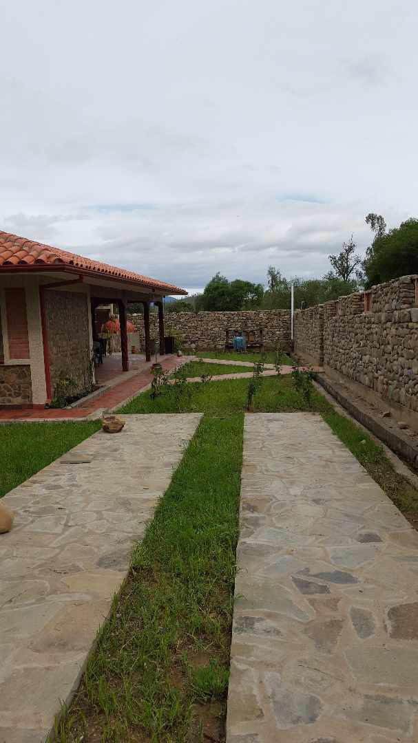 Casa en VentaZona La Victoria entrando por Tomatitas.  4 dormitorios 3 baños 6 parqueos Foto 33