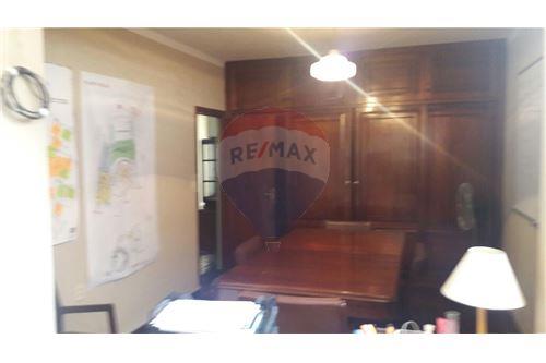 Departamento en El Molino en Tarija 4 dormitorios 2 baños  Foto 13