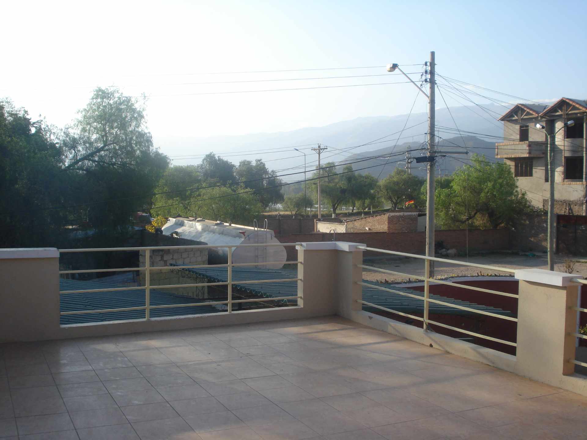 Casa en Alalay en Cochabamba 6 dormitorios 2 baños 2 parqueos Foto 10