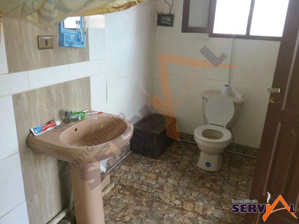 Casa en Sarco en Cochabamba 6 dormitorios 2 baños 5 parqueos Foto 3