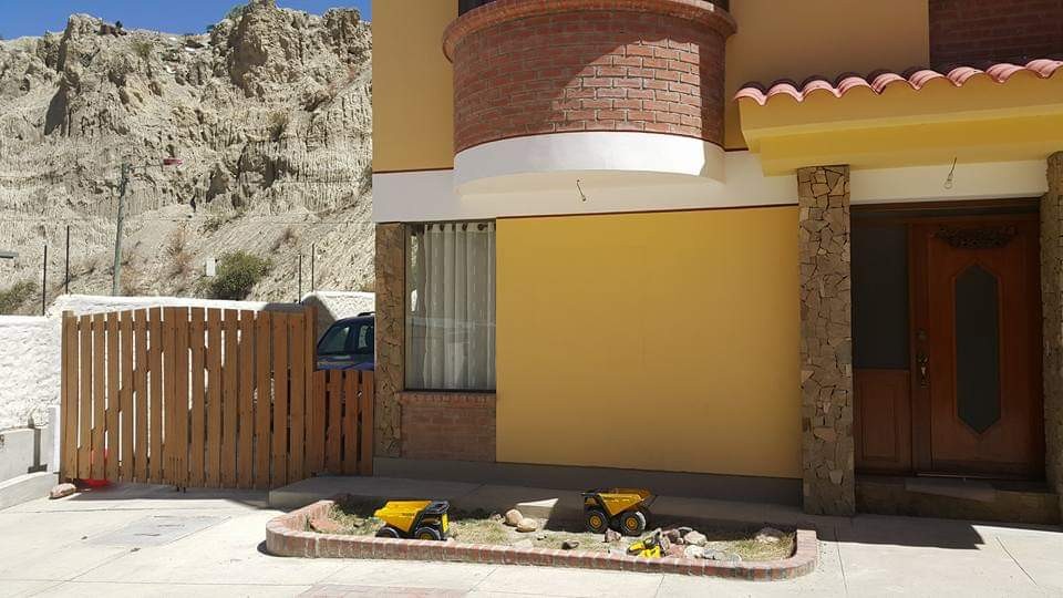 Casa en Umamanta en La Paz 3 dormitorios 3 baños 2 parqueos Foto 15